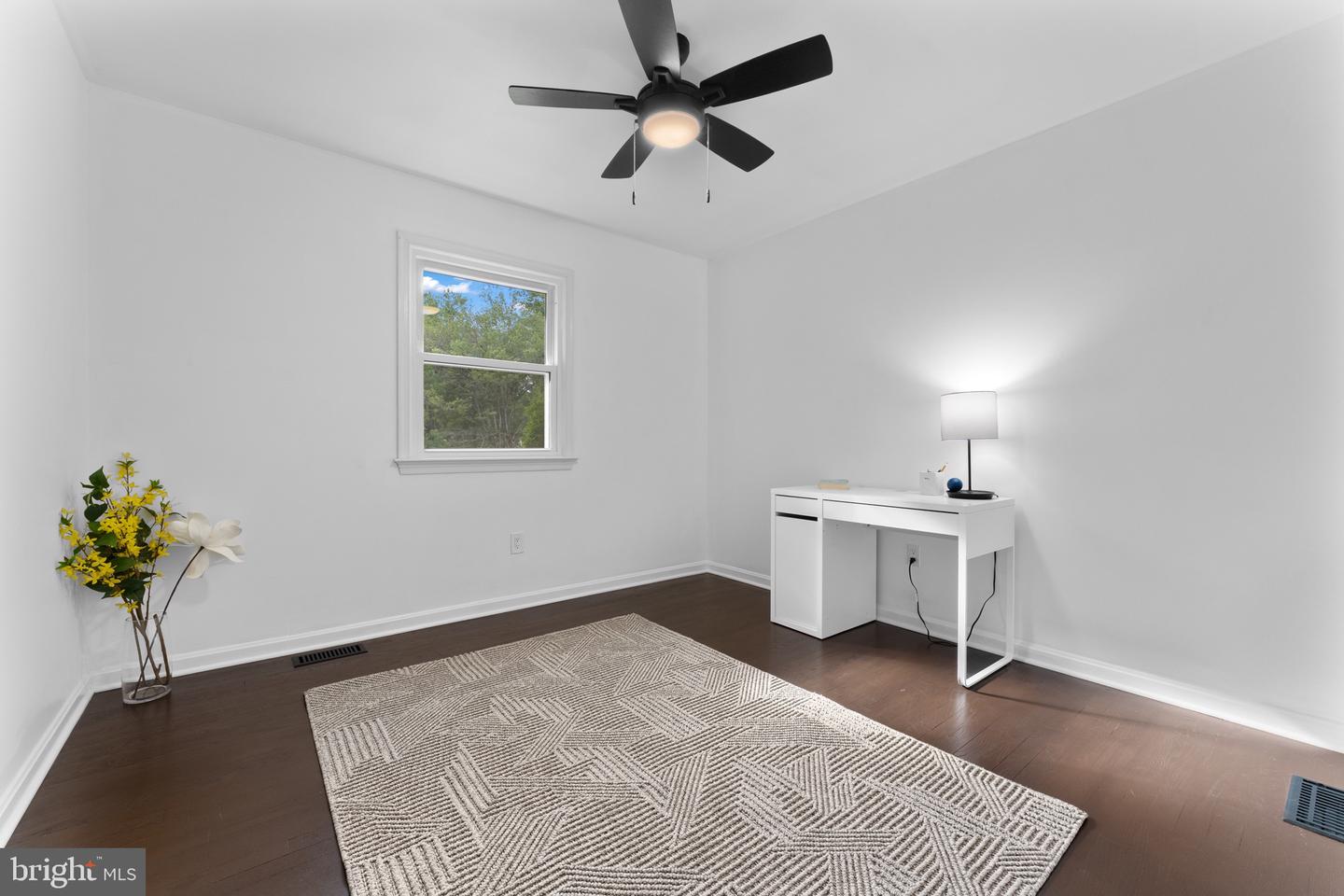 13179 SCOTTS MILL RD, CULPEPER, Virginia 22701, 3 Bedrooms Bedrooms, 8 Rooms Rooms,3 BathroomsBathrooms,Residential,For sale,13179 SCOTTS MILL RD,VACU2010430 MLS # VACU2010430