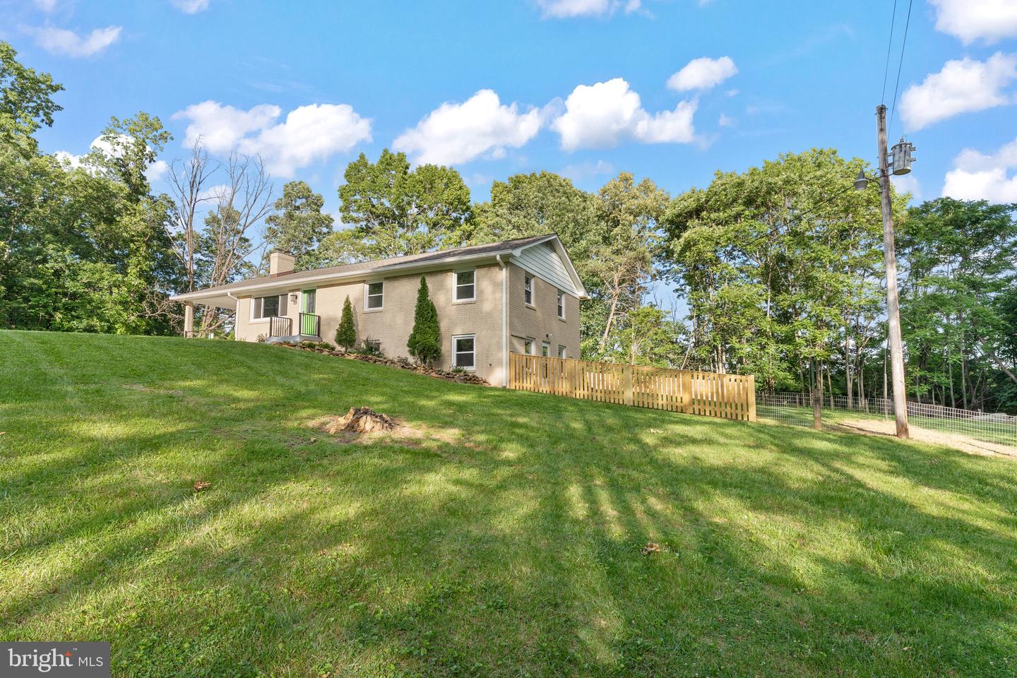 13179 SCOTTS MILL RD, CULPEPER, Virginia 22701, 3 Bedrooms Bedrooms, 8 Rooms Rooms,3 BathroomsBathrooms,Residential,For sale,13179 SCOTTS MILL RD,VACU2010430 MLS # VACU2010430