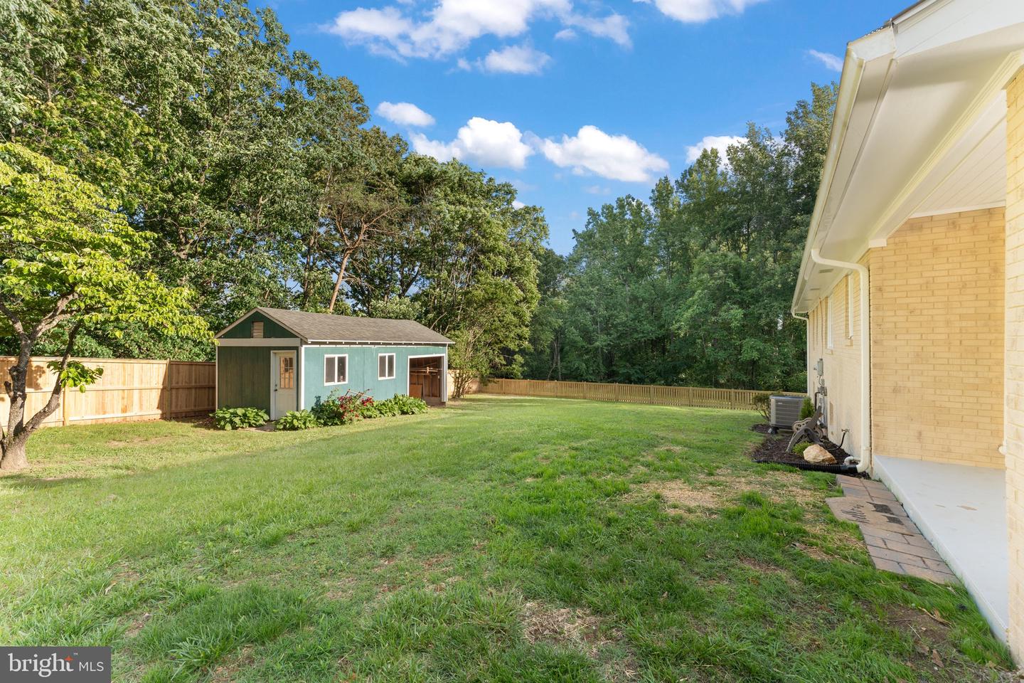 13179 SCOTTS MILL RD, CULPEPER, Virginia 22701, 3 Bedrooms Bedrooms, 8 Rooms Rooms,3 BathroomsBathrooms,Residential,For sale,13179 SCOTTS MILL RD,VACU2010430 MLS # VACU2010430
