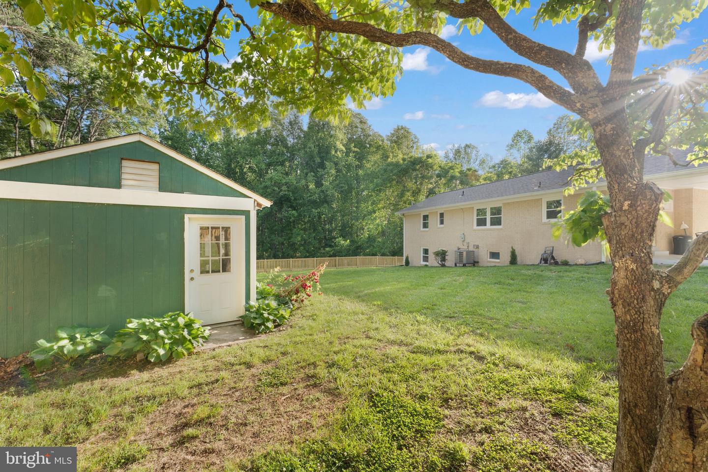 13179 SCOTTS MILL RD, CULPEPER, Virginia 22701, 3 Bedrooms Bedrooms, 8 Rooms Rooms,3 BathroomsBathrooms,Residential,For sale,13179 SCOTTS MILL RD,VACU2010430 MLS # VACU2010430