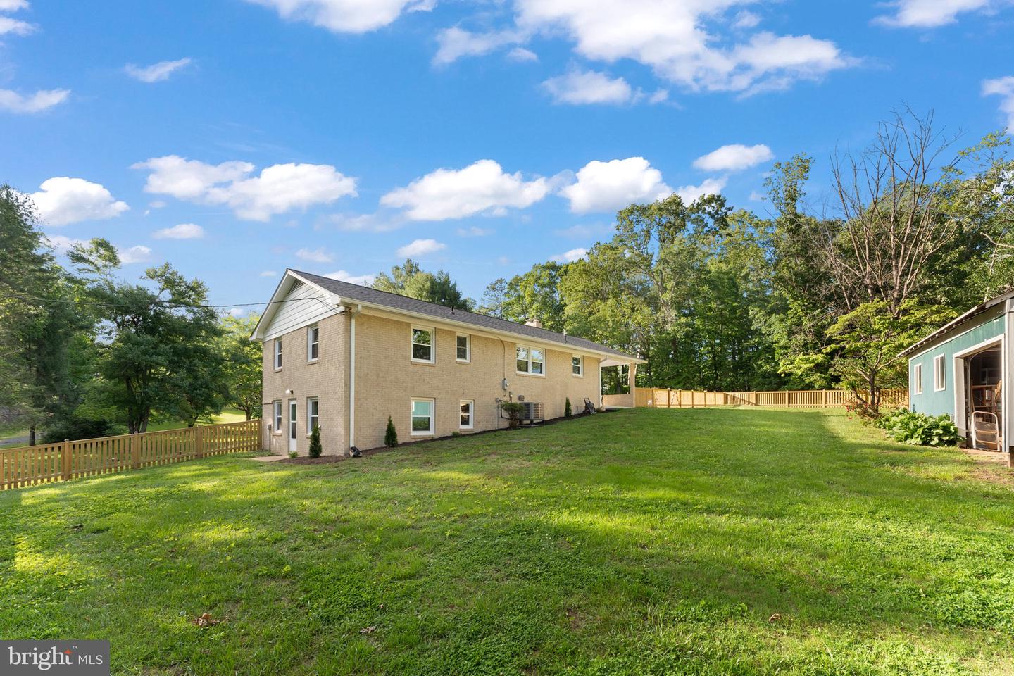 13179 SCOTTS MILL RD, CULPEPER, Virginia 22701, 3 Bedrooms Bedrooms, 8 Rooms Rooms,3 BathroomsBathrooms,Residential,For sale,13179 SCOTTS MILL RD,VACU2010430 MLS # VACU2010430