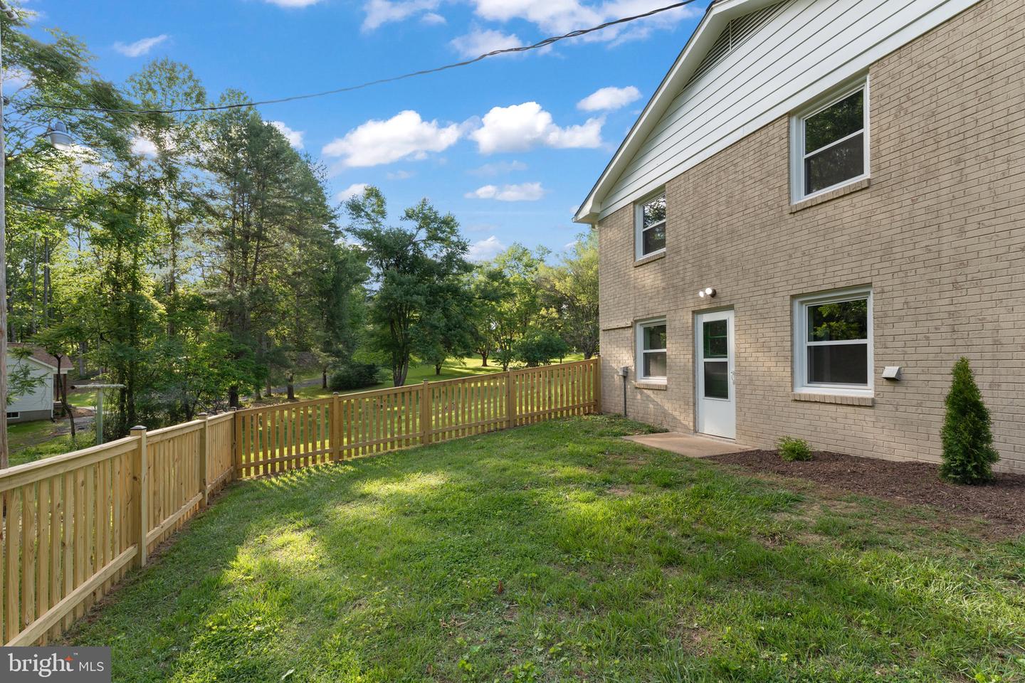 13179 SCOTTS MILL RD, CULPEPER, Virginia 22701, 3 Bedrooms Bedrooms, 8 Rooms Rooms,3 BathroomsBathrooms,Residential,For sale,13179 SCOTTS MILL RD,VACU2010430 MLS # VACU2010430