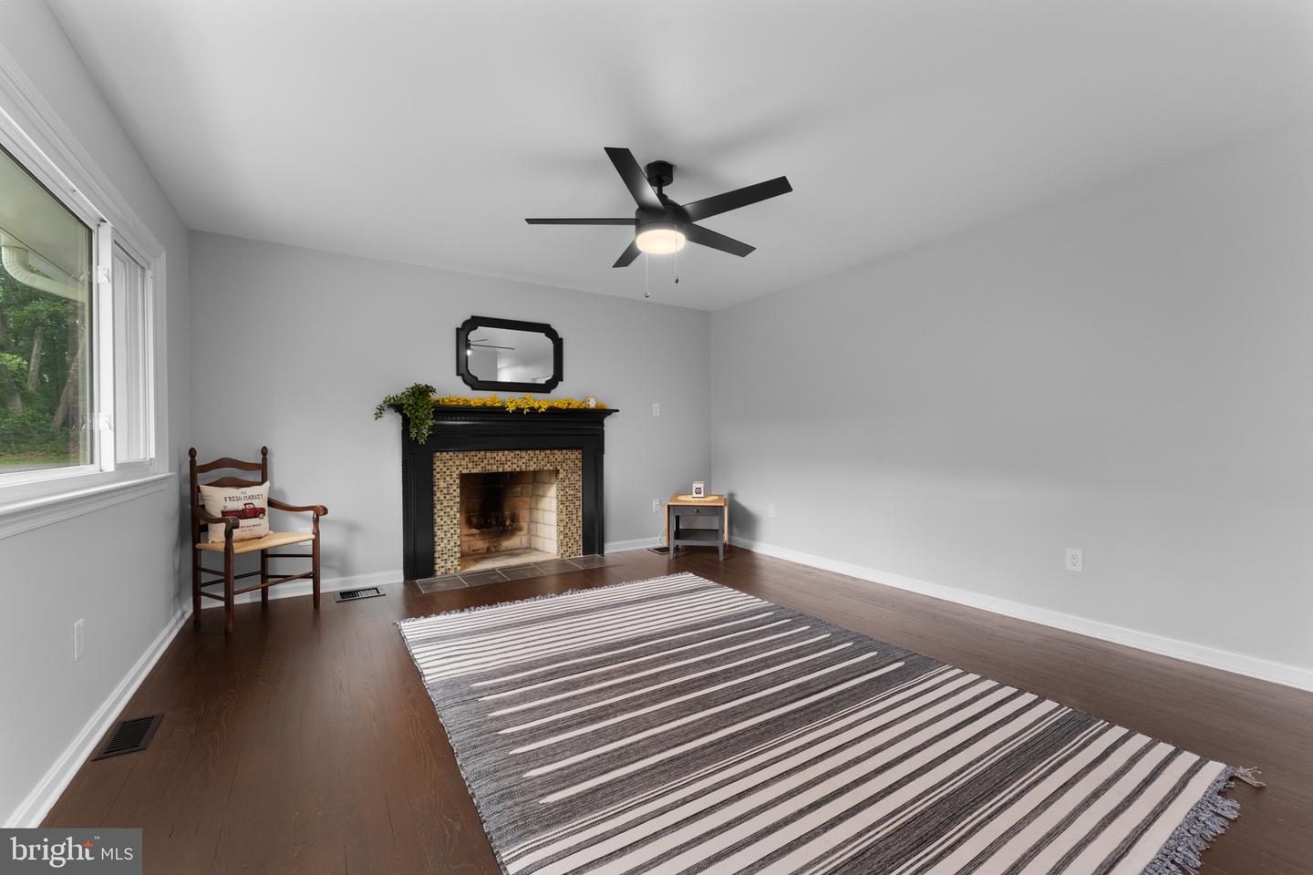 13179 SCOTTS MILL RD, CULPEPER, Virginia 22701, 3 Bedrooms Bedrooms, 8 Rooms Rooms,3 BathroomsBathrooms,Residential,For sale,13179 SCOTTS MILL RD,VACU2010430 MLS # VACU2010430