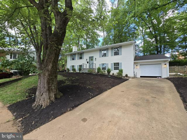 8700 ROSEDALE LN, ANNANDALE, Virginia 22003, 4 Bedrooms Bedrooms, ,3 BathroomsBathrooms,Residential,For sale,8700 ROSEDALE LN,VAFX2238918 MLS # VAFX2238918
