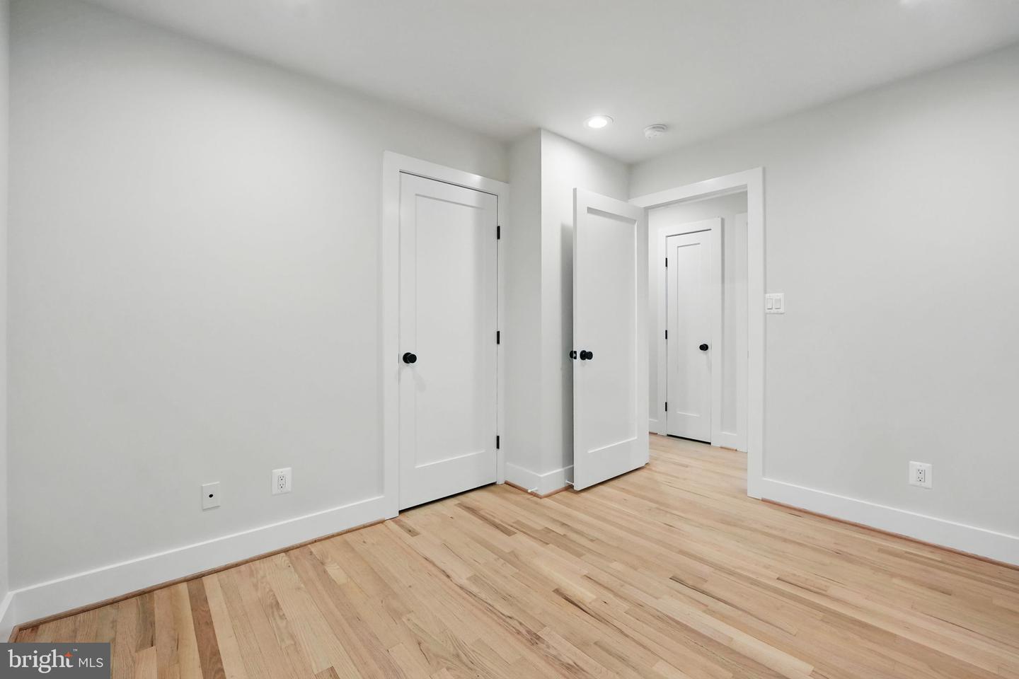 8700 ROSEDALE LN, ANNANDALE, Virginia 22003, 4 Bedrooms Bedrooms, ,3 BathroomsBathrooms,Residential,For sale,8700 ROSEDALE LN,VAFX2238918 MLS # VAFX2238918