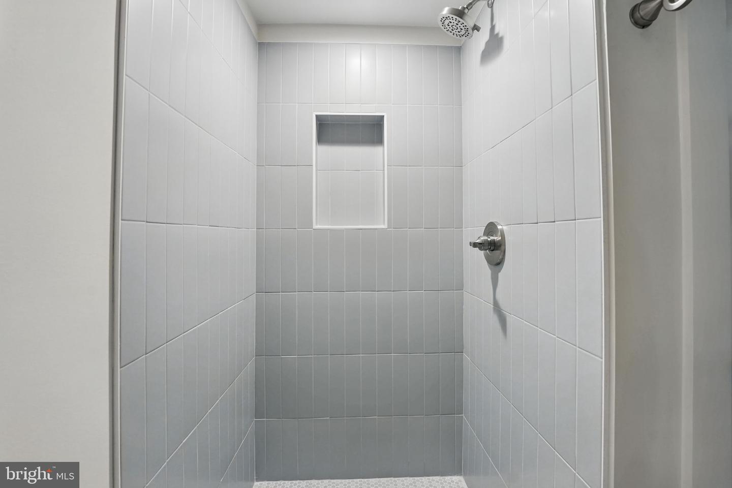 8700 ROSEDALE LN, ANNANDALE, Virginia 22003, 4 Bedrooms Bedrooms, ,3 BathroomsBathrooms,Residential,For sale,8700 ROSEDALE LN,VAFX2238918 MLS # VAFX2238918