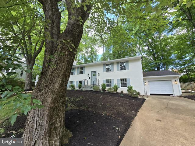 8700 ROSEDALE LN, ANNANDALE, Virginia 22003, 4 Bedrooms Bedrooms, ,3 BathroomsBathrooms,Residential,For sale,8700 ROSEDALE LN,VAFX2238918 MLS # VAFX2238918