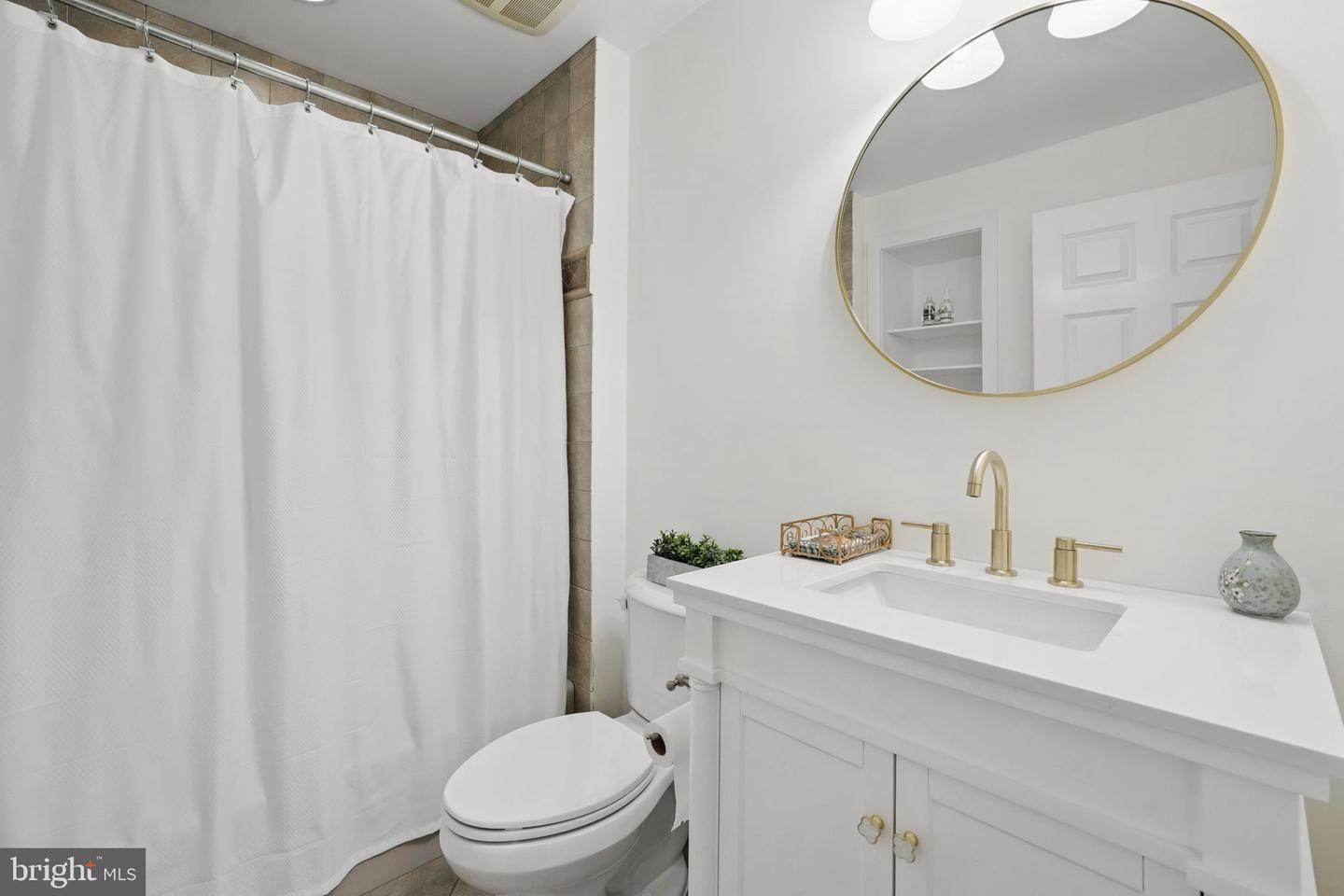 9058 JEFFERY RD, GREAT FALLS, Virginia 22066, 6 Bedrooms Bedrooms, ,4 BathroomsBathrooms,Residential,For sale,9058 JEFFERY RD,VAFX2240286 MLS # VAFX2240286
