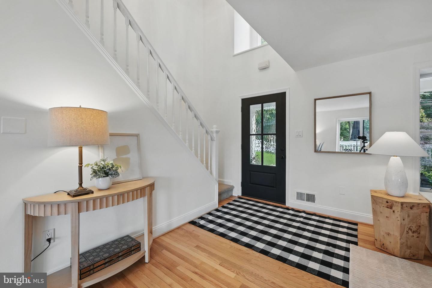 9058 JEFFERY RD, GREAT FALLS, Virginia 22066, 6 Bedrooms Bedrooms, ,4 BathroomsBathrooms,Residential,For sale,9058 JEFFERY RD,VAFX2240286 MLS # VAFX2240286