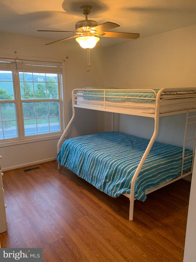 1170 HISEY AVE, WOODSTOCK, Virginia 22664, 3 Bedrooms Bedrooms, ,2 BathroomsBathrooms,Residential,For sale,1170 HISEY AVE,VASH2011422 MLS # VASH2011422