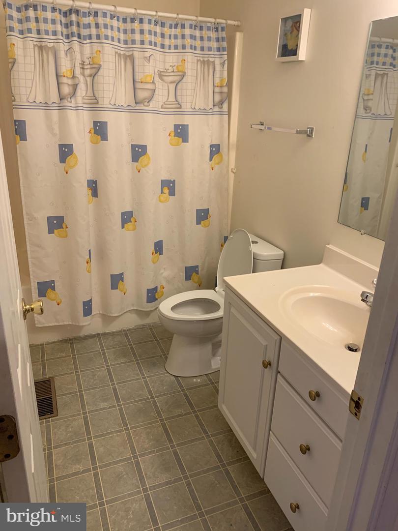 1170 HISEY AVE, WOODSTOCK, Virginia 22664, 3 Bedrooms Bedrooms, ,2 BathroomsBathrooms,Residential,For sale,1170 HISEY AVE,VASH2011422 MLS # VASH2011422