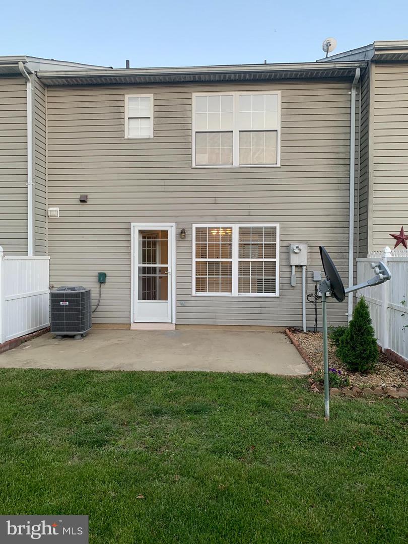 1170 HISEY AVE, WOODSTOCK, Virginia 22664, 3 Bedrooms Bedrooms, ,2 BathroomsBathrooms,Residential,For sale,1170 HISEY AVE,VASH2011422 MLS # VASH2011422