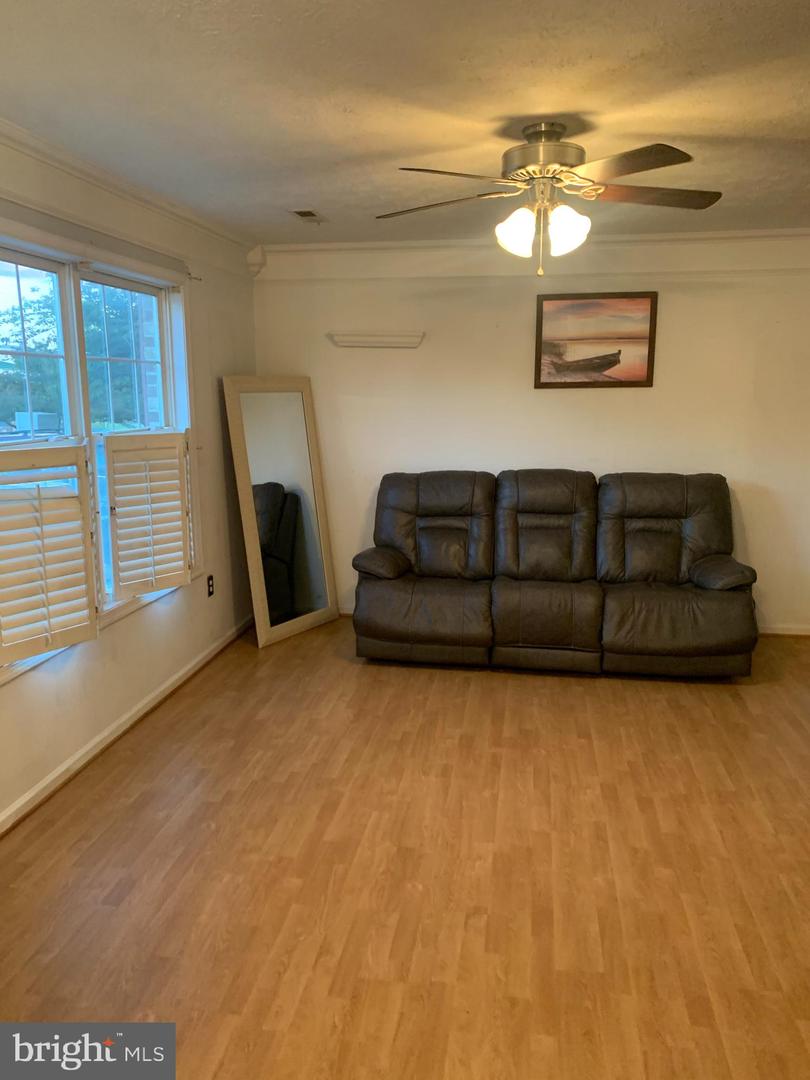 1170 HISEY AVE, WOODSTOCK, Virginia 22664, 3 Bedrooms Bedrooms, ,2 BathroomsBathrooms,Residential,For sale,1170 HISEY AVE,VASH2011422 MLS # VASH2011422