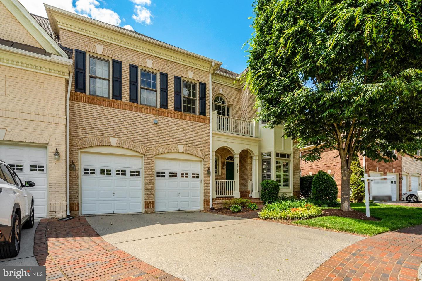 12723 LADY SOMERSET LN, FAIRFAX, Virginia 22033, 4 Bedrooms Bedrooms, ,3 BathroomsBathrooms,Residential,For sale,12723 LADY SOMERSET LN,VAFX2241410 MLS # VAFX2241410
