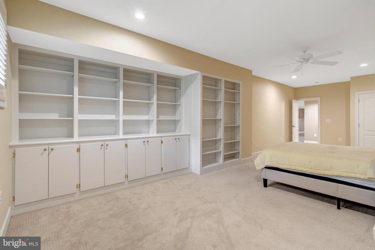 12723 LADY SOMERSET LN, FAIRFAX, Virginia 22033, 4 Bedrooms Bedrooms, ,3 BathroomsBathrooms,Residential,For sale,12723 LADY SOMERSET LN,VAFX2241410 MLS # VAFX2241410