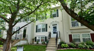 10305 BUTTERNUT CIR, MANASSAS, Virginia 20110, 3 Bedrooms Bedrooms, ,3 BathroomsBathrooms,Residential,For sale,10305 BUTTERNUT CIR,VAMN2008360 MLS # VAMN2008360