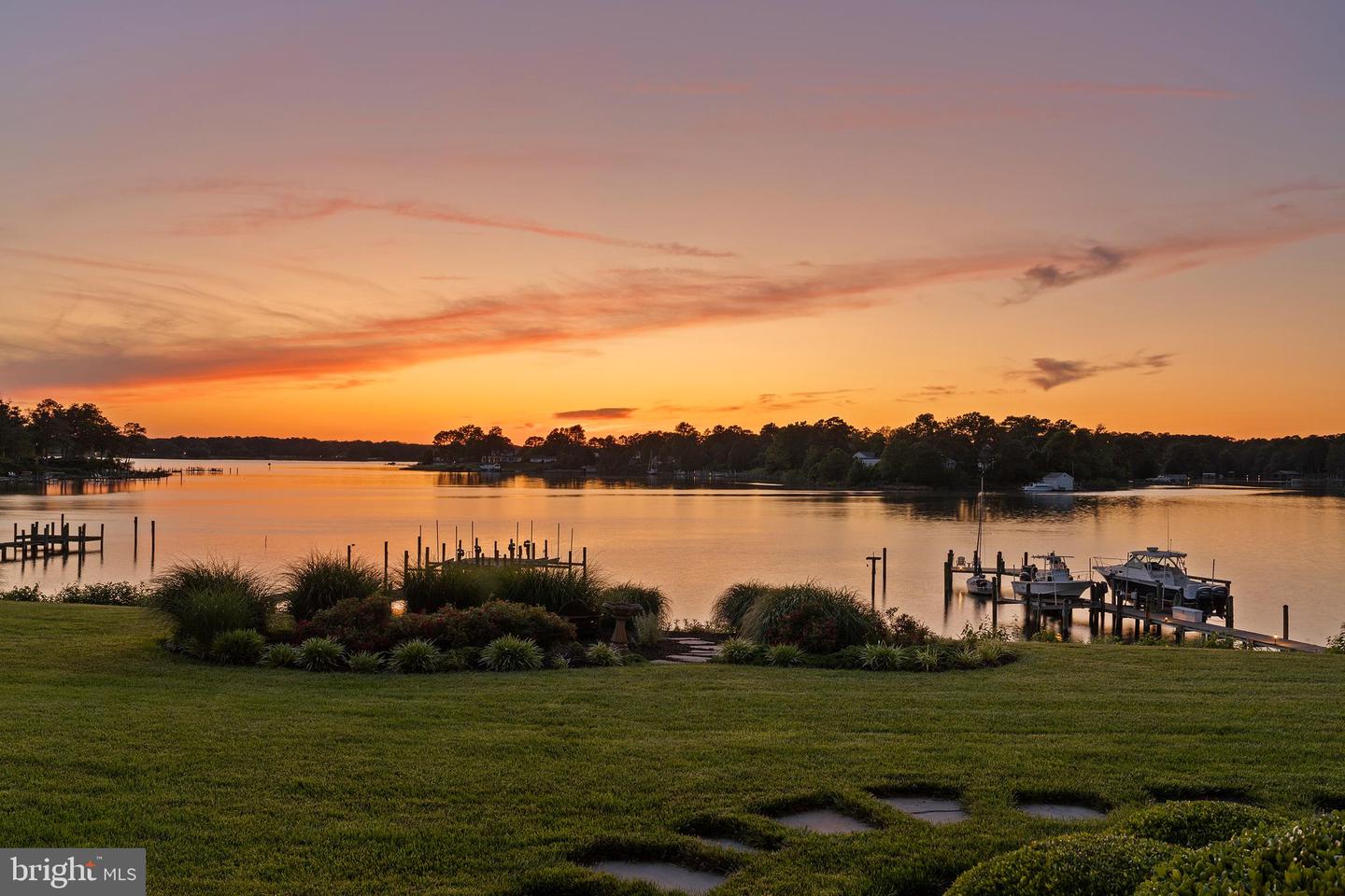 125 OYSTER POINT, WHITE STONE, Virginia 22578, 4 Bedrooms Bedrooms, ,4 BathroomsBathrooms,Residential,For sale,125 OYSTER POINT,VALV2000806 MLS # VALV2000806