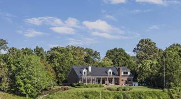 125 OYSTER POINT, WHITE STONE, Virginia 22578, 4 Bedrooms Bedrooms, ,4 BathroomsBathrooms,Residential,For sale,125 OYSTER POINT,VALV2000806 MLS # VALV2000806