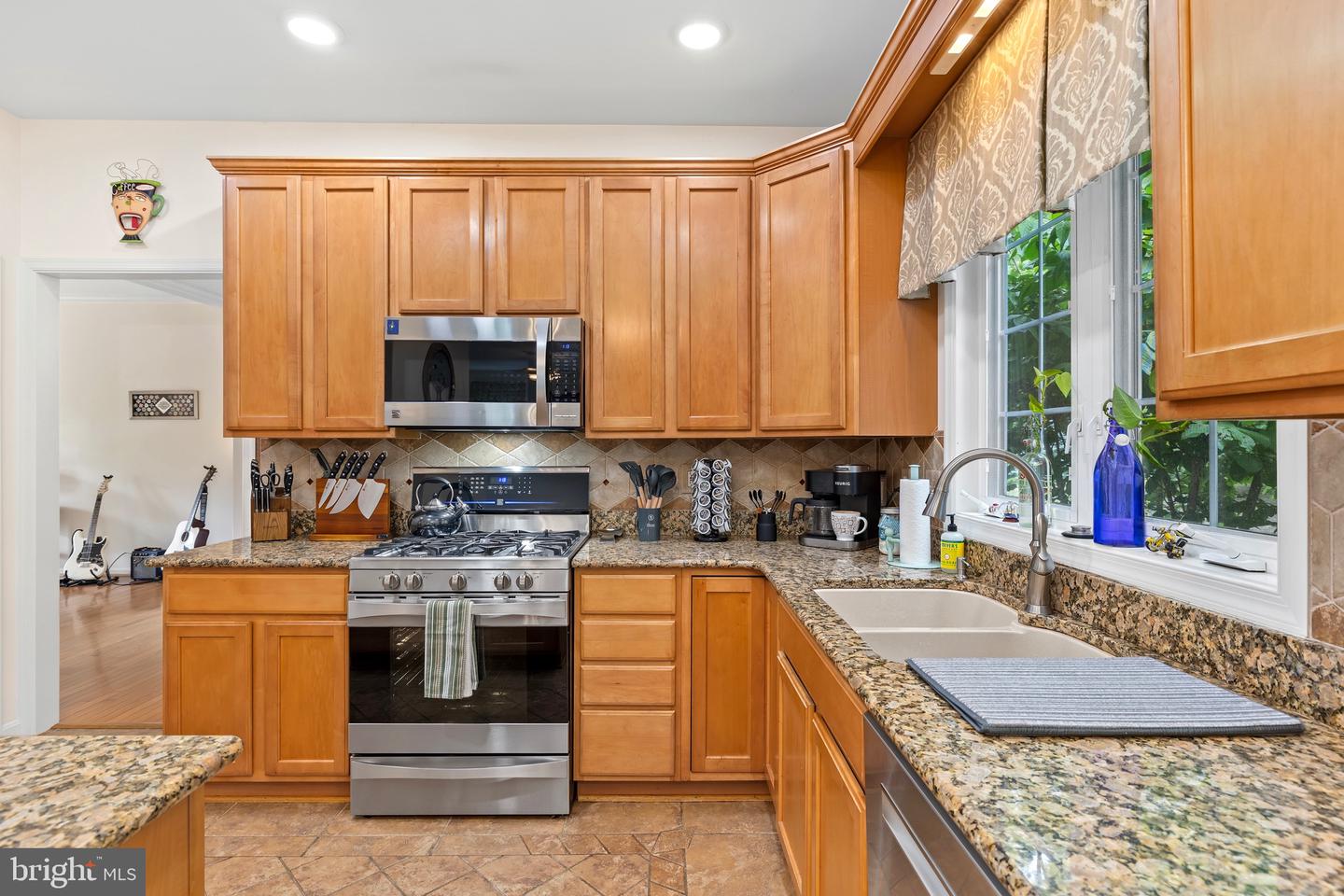 10 RIVER FARM, FREDERICKSBURG, Virginia 22405, 5 Bedrooms Bedrooms, ,2 BathroomsBathrooms,Residential,For sale,10 RIVER FARM,VAST2039048 MLS # VAST2039048