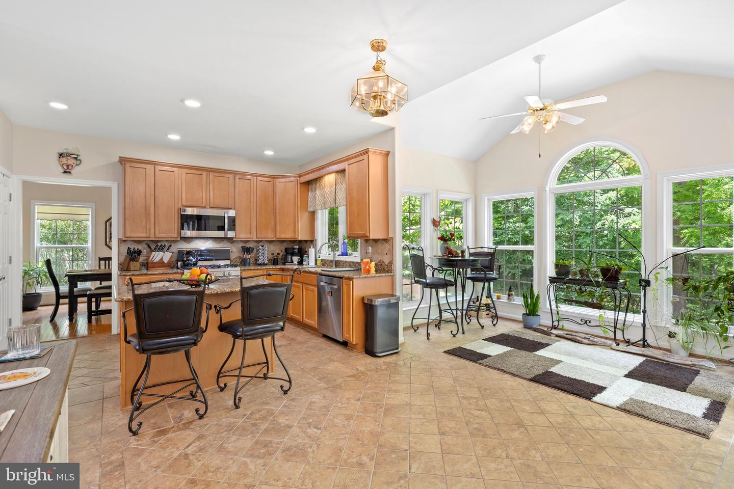 10 RIVER FARM, FREDERICKSBURG, Virginia 22405, 5 Bedrooms Bedrooms, ,2 BathroomsBathrooms,Residential,For sale,10 RIVER FARM,VAST2039048 MLS # VAST2039048