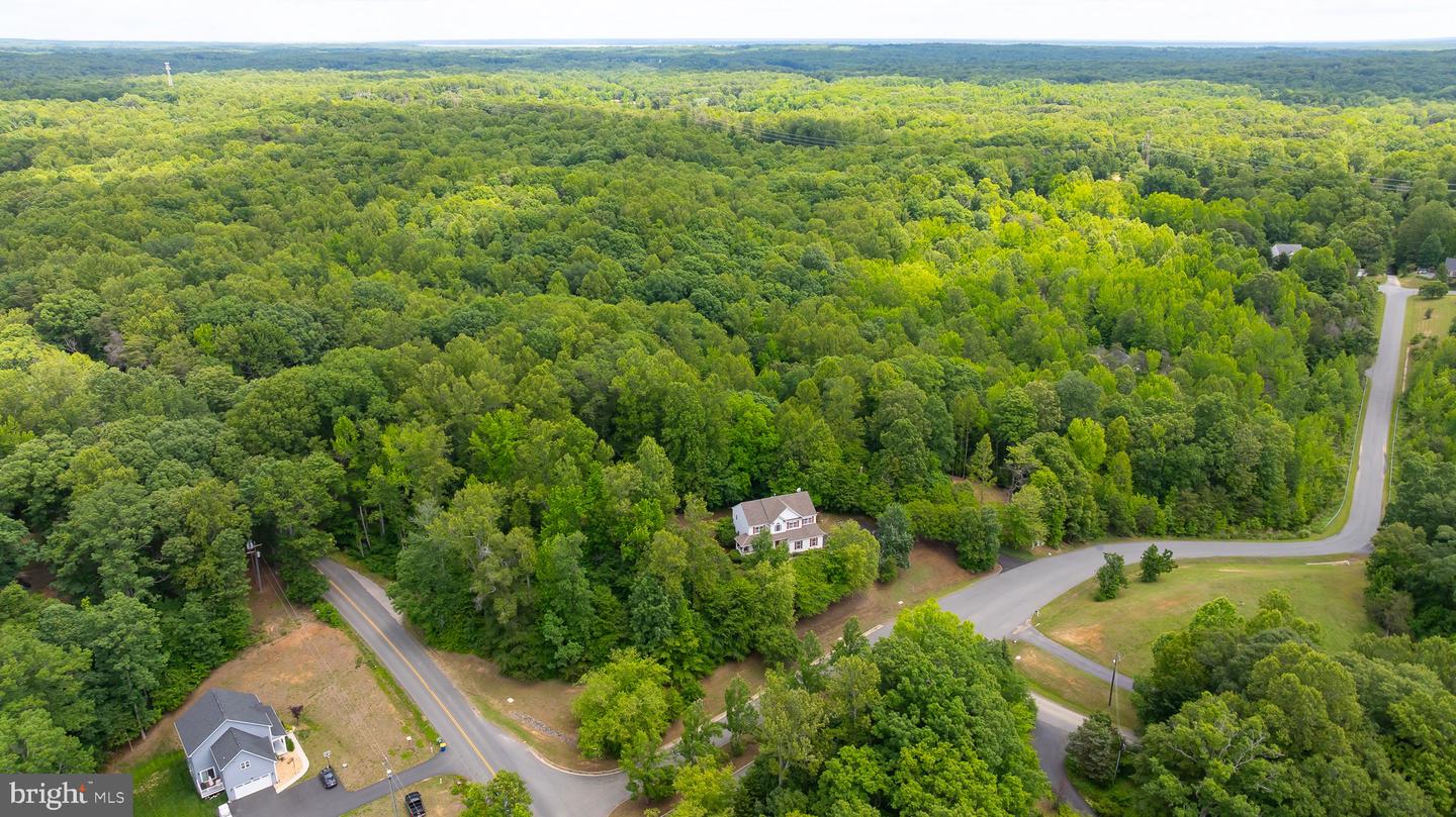 10 RIVER FARM, FREDERICKSBURG, Virginia 22405, 5 Bedrooms Bedrooms, ,2 BathroomsBathrooms,Residential,For sale,10 RIVER FARM,VAST2039048 MLS # VAST2039048