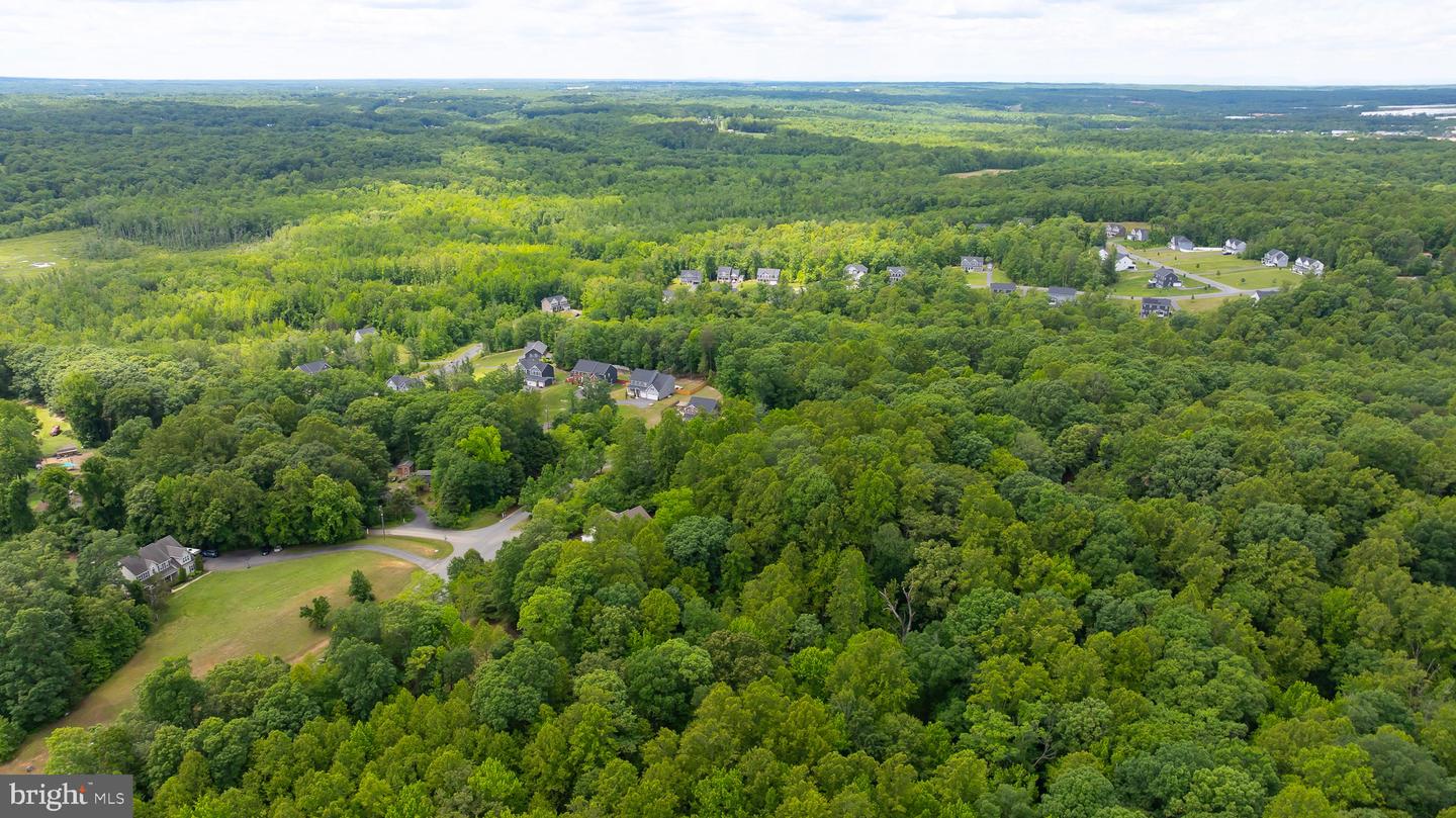 10 RIVER FARM, FREDERICKSBURG, Virginia 22405, 5 Bedrooms Bedrooms, ,2 BathroomsBathrooms,Residential,For sale,10 RIVER FARM,VAST2039048 MLS # VAST2039048