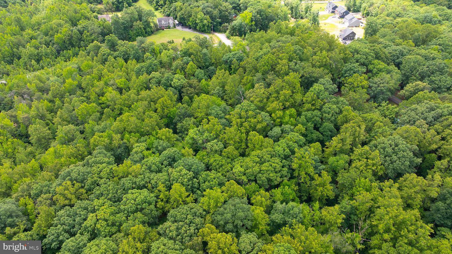10 RIVER FARM, FREDERICKSBURG, Virginia 22405, 5 Bedrooms Bedrooms, ,2 BathroomsBathrooms,Residential,For sale,10 RIVER FARM,VAST2039048 MLS # VAST2039048