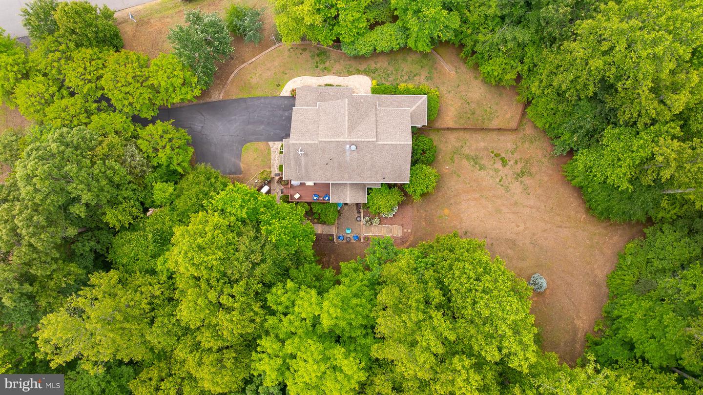 10 RIVER FARM, FREDERICKSBURG, Virginia 22405, 5 Bedrooms Bedrooms, ,2 BathroomsBathrooms,Residential,For sale,10 RIVER FARM,VAST2039048 MLS # VAST2039048