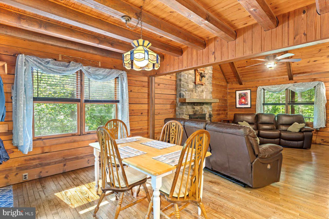 54 BLUEBIRD LN, STAFFORD, Virginia 22554, 3 Bedrooms Bedrooms, ,2 BathroomsBathrooms,Residential,For sale,54 BLUEBIRD LN,VAST2039168 MLS # VAST2039168