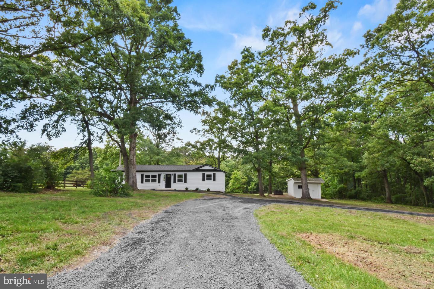 790 MCDONALD RD, WINCHESTER, Virginia 22602, 3 Bedrooms Bedrooms, 5 Rooms Rooms,2 BathroomsBathrooms,Residential,For sale,790 MCDONALD RD,VAFV2034386 MLS # VAFV2034386
