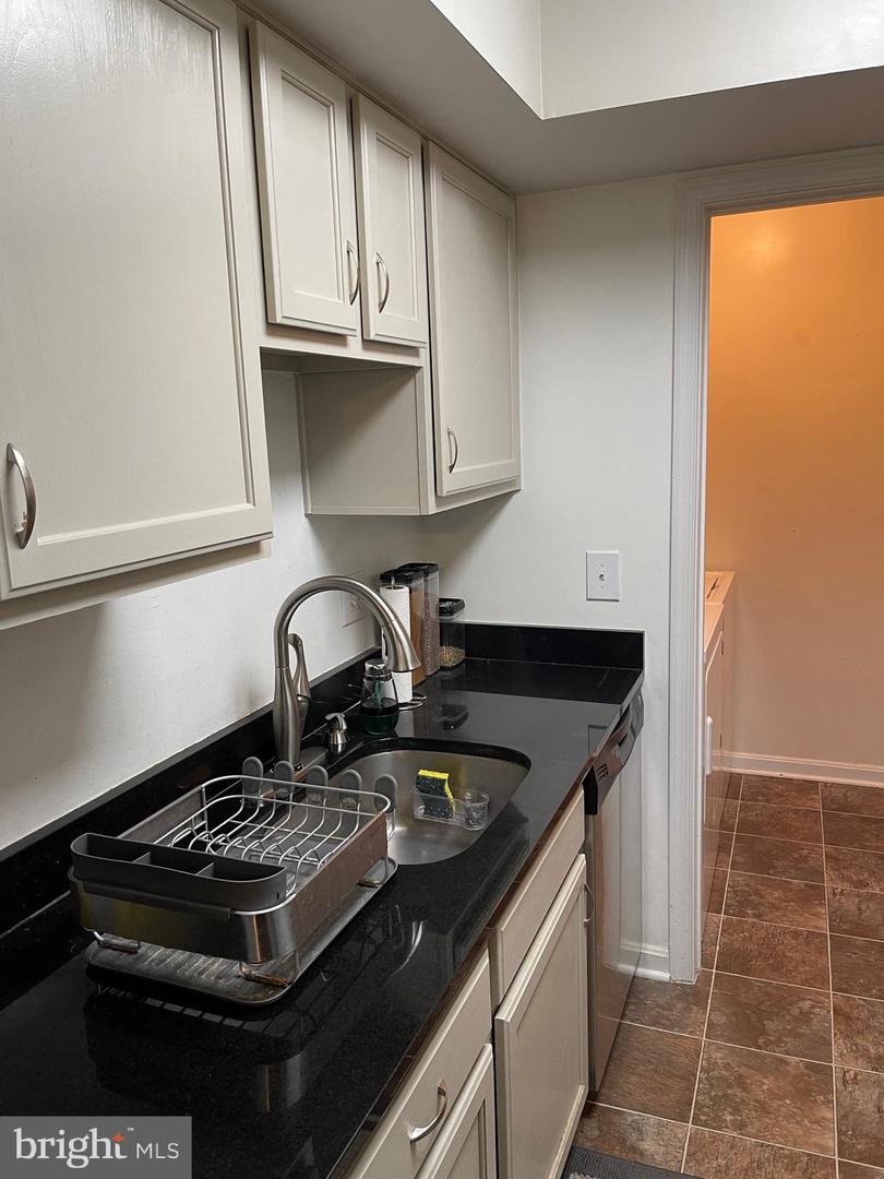 CENTREVILLE, Virginia 20121, 1 Bedroom Bedrooms, ,1 BathroomBathrooms,Residential,For sale,VAFX2243122 MLS # VAFX2243122