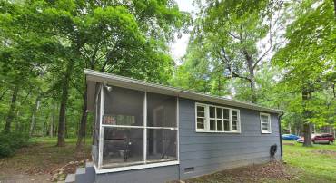 305 RACCOON DR, WINCHESTER, Virginia 22602, 1 Bedroom Bedrooms, 3 Rooms Rooms,1 BathroomBathrooms,Residential,For sale,305 RACCOON DR,VAFV2034402 MLS # VAFV2034402