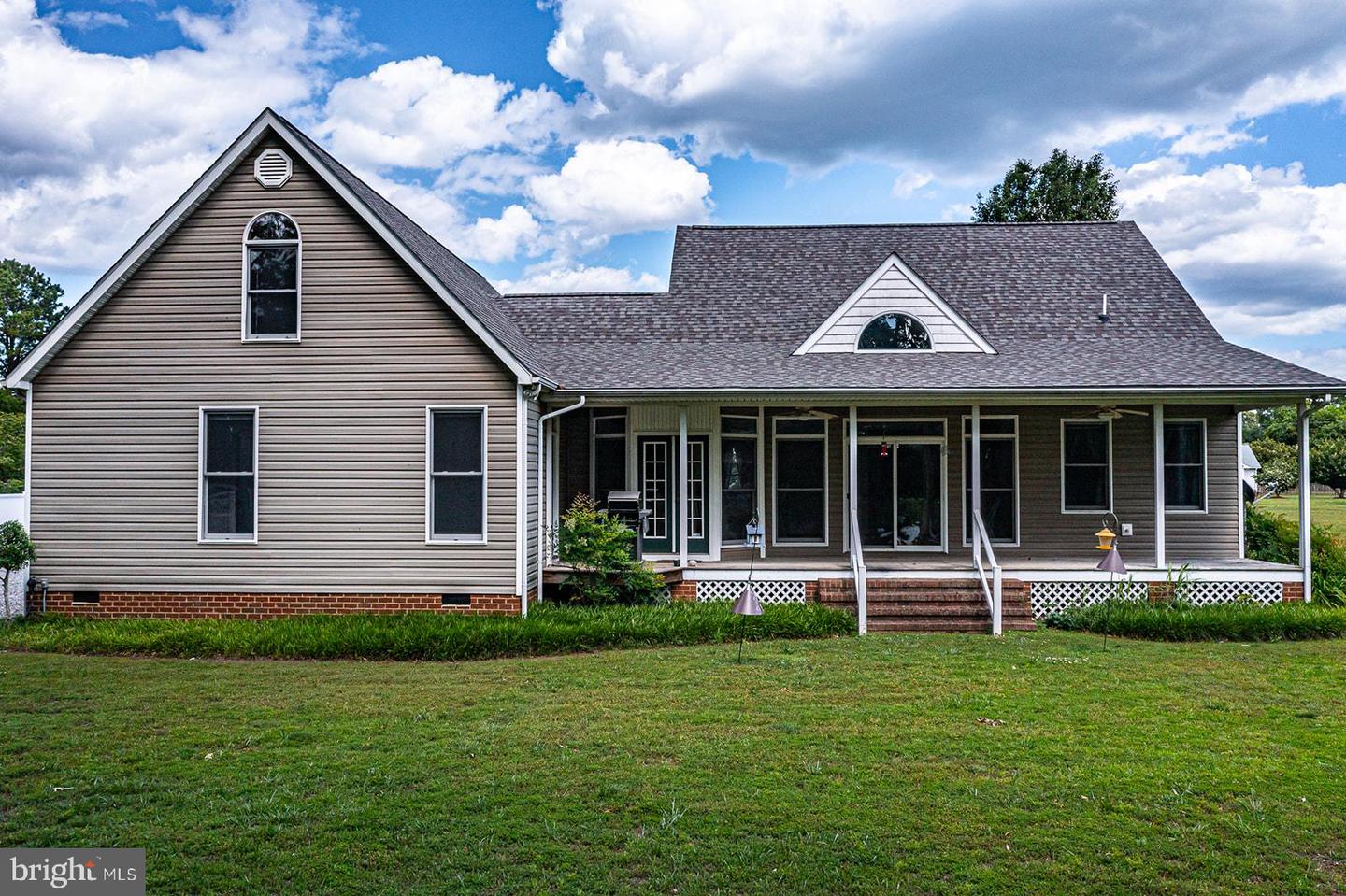 387 HARBOR DR, REEDVILLE, Virginia 22539, 3 Bedrooms Bedrooms, 8 Rooms Rooms,3 BathroomsBathrooms,Residential,For sale,387 HARBOR DR,VANV2001626 MLS # VANV2001626