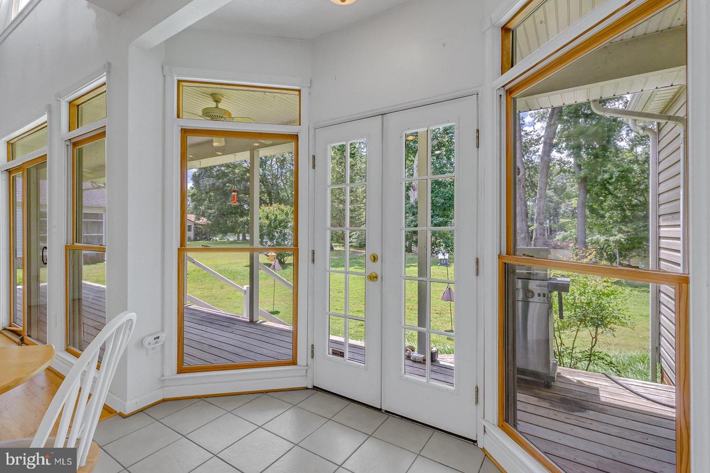 387 HARBOR DR, REEDVILLE, Virginia 22539, 3 Bedrooms Bedrooms, 8 Rooms Rooms,3 BathroomsBathrooms,Residential,For sale,387 HARBOR DR,VANV2001626 MLS # VANV2001626