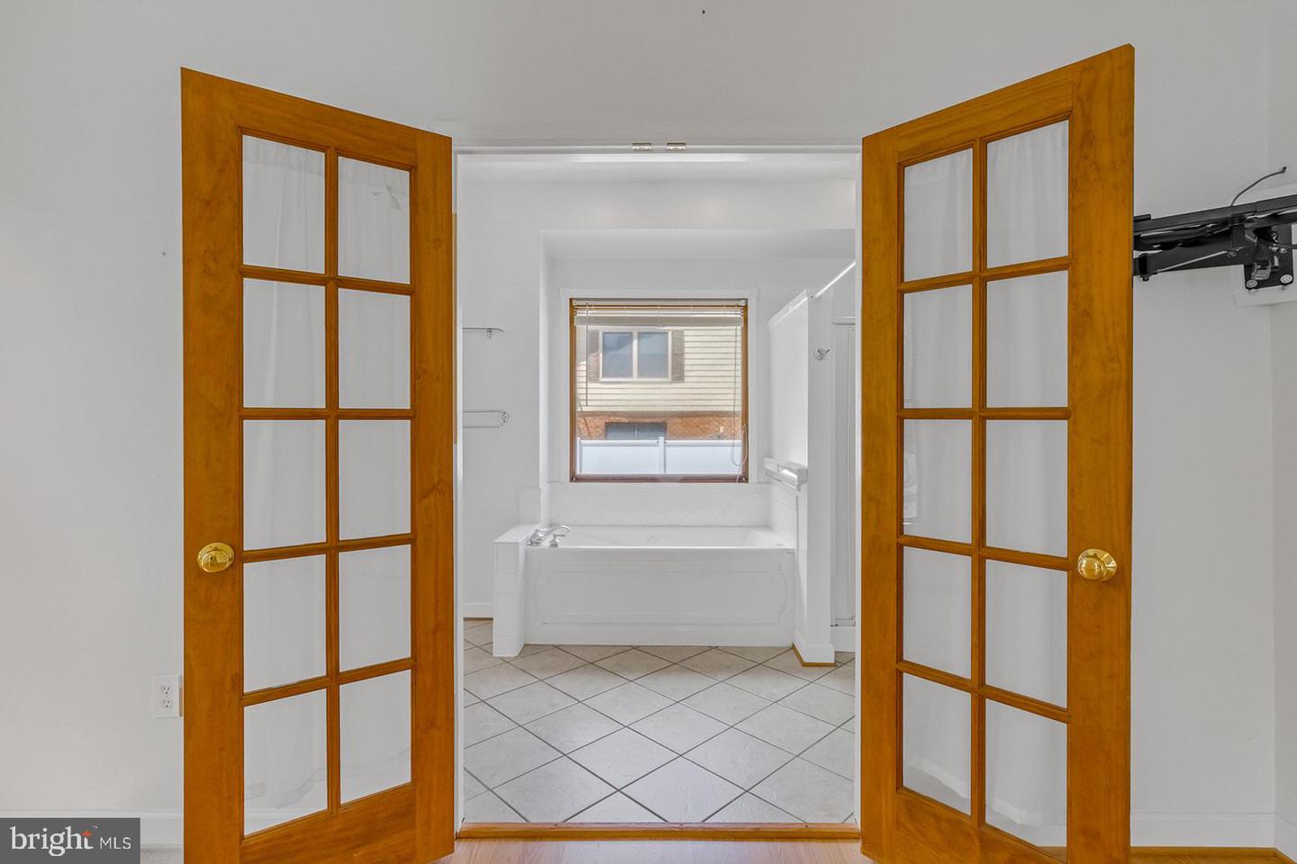 387 HARBOR DR, REEDVILLE, Virginia 22539, 3 Bedrooms Bedrooms, 8 Rooms Rooms,3 BathroomsBathrooms,Residential,For sale,387 HARBOR DR,VANV2001626 MLS # VANV2001626