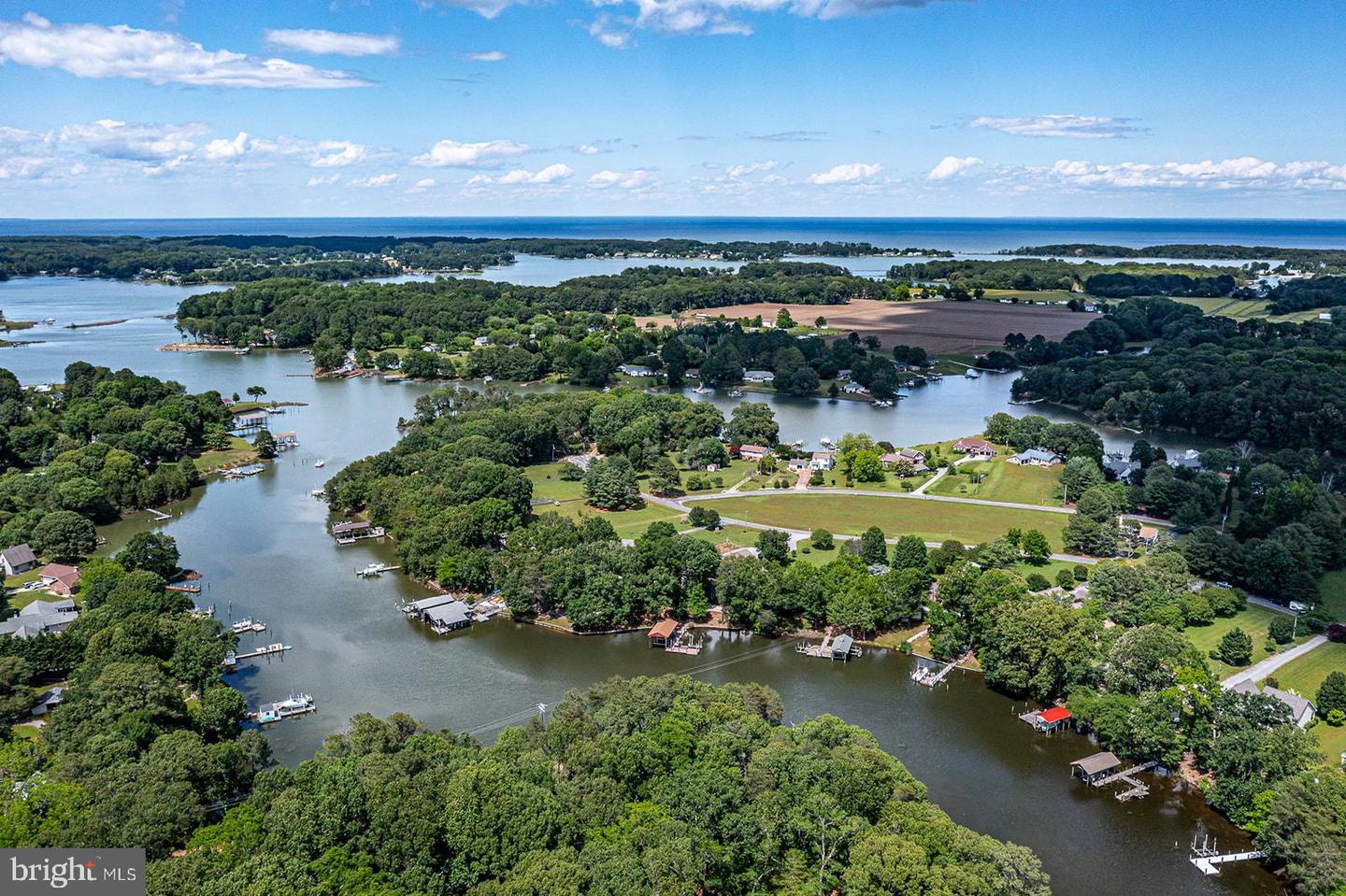 387 HARBOR DR, REEDVILLE, Virginia 22539, 3 Bedrooms Bedrooms, 8 Rooms Rooms,3 BathroomsBathrooms,Residential,For sale,387 HARBOR DR,VANV2001626 MLS # VANV2001626