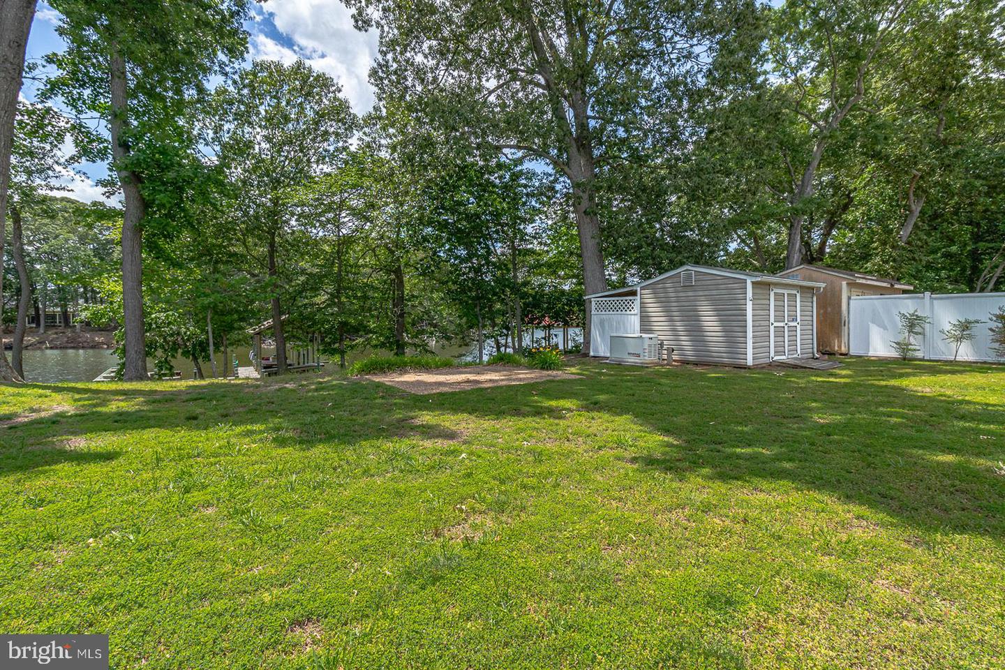 387 HARBOR DR, REEDVILLE, Virginia 22539, 3 Bedrooms Bedrooms, 8 Rooms Rooms,3 BathroomsBathrooms,Residential,For sale,387 HARBOR DR,VANV2001626 MLS # VANV2001626