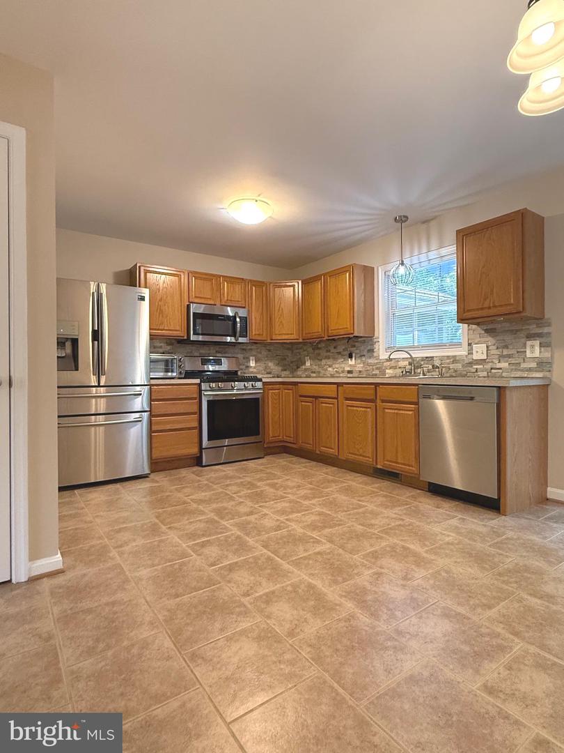 273 PETTIT PL, LOUISA, Virginia 23093, 4 Bedrooms Bedrooms, ,2 BathroomsBathrooms,Residential,For sale,273 PETTIT PL,VALA2007616 MLS # VALA2007616