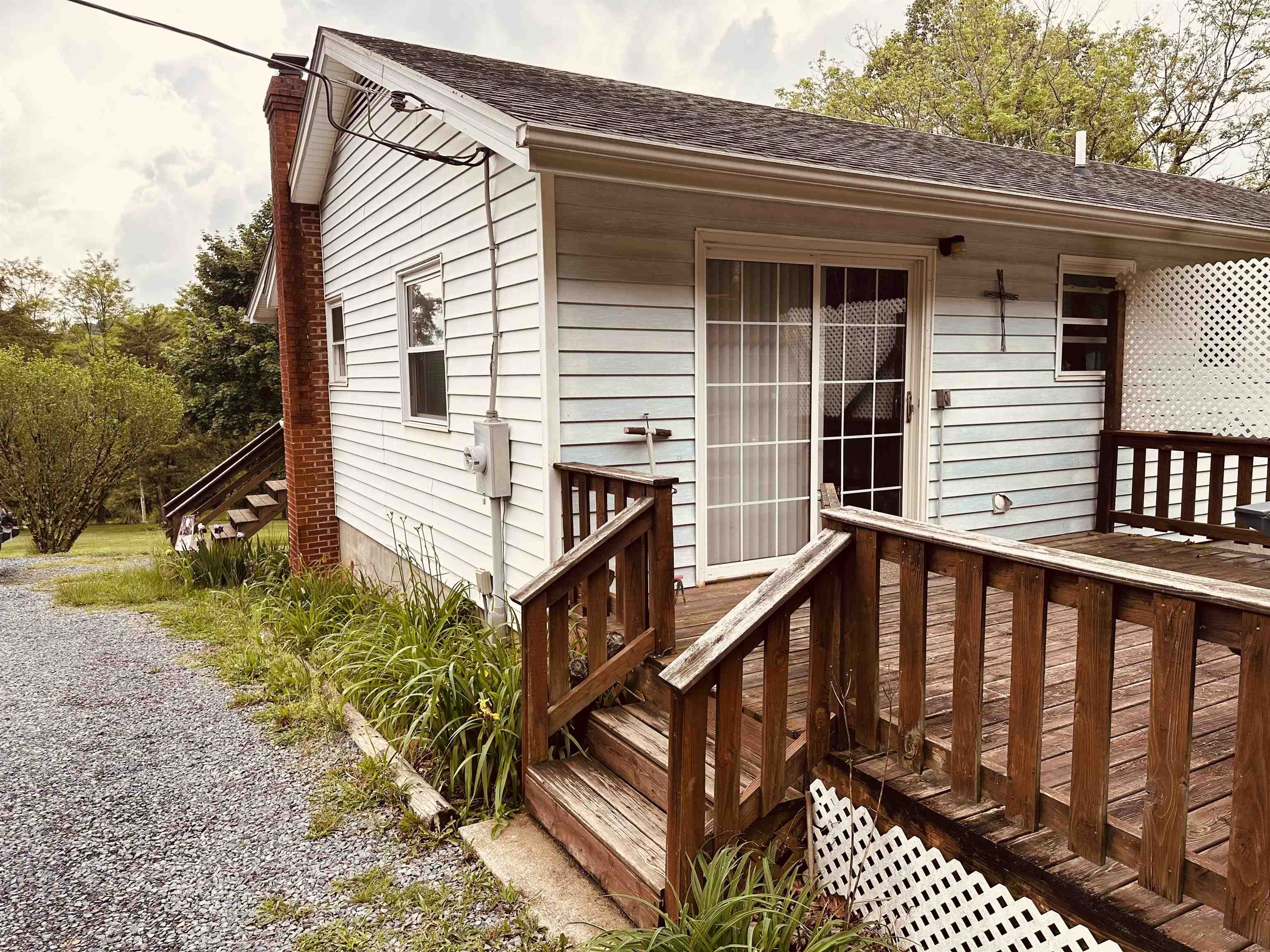 562 DABNEYS RD, RAPHINE, Virginia 24472, 3 Bedrooms Bedrooms, ,1 BathroomBathrooms,Residential,562 DABNEYS RD,664992 MLS # 664992