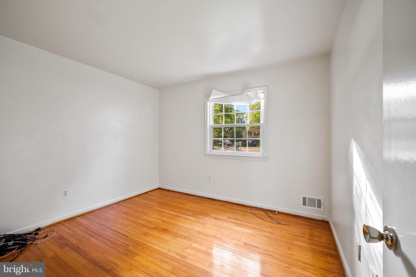 7516 TODD PL, MANASSAS, Virginia 20109, 4 Bedrooms Bedrooms, ,3 BathroomsBathrooms,Residential,For sale,7516 TODD PL,VAPW2095088 MLS # VAPW2095088