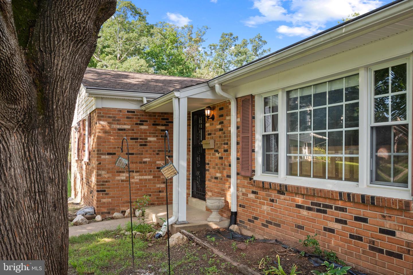 7516 TODD PL, MANASSAS, Virginia 20109, 4 Bedrooms Bedrooms, ,3 BathroomsBathrooms,Residential,For sale,7516 TODD PL,VAPW2095088 MLS # VAPW2095088