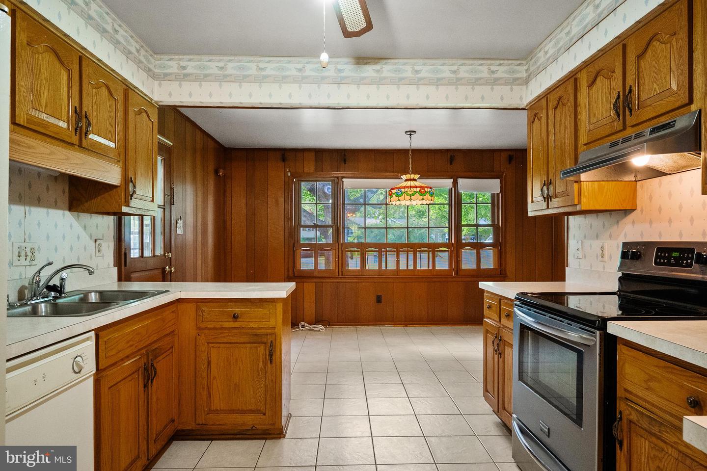 7516 TODD PL, MANASSAS, Virginia 20109, 4 Bedrooms Bedrooms, ,3 BathroomsBathrooms,Residential,For sale,7516 TODD PL,VAPW2095088 MLS # VAPW2095088