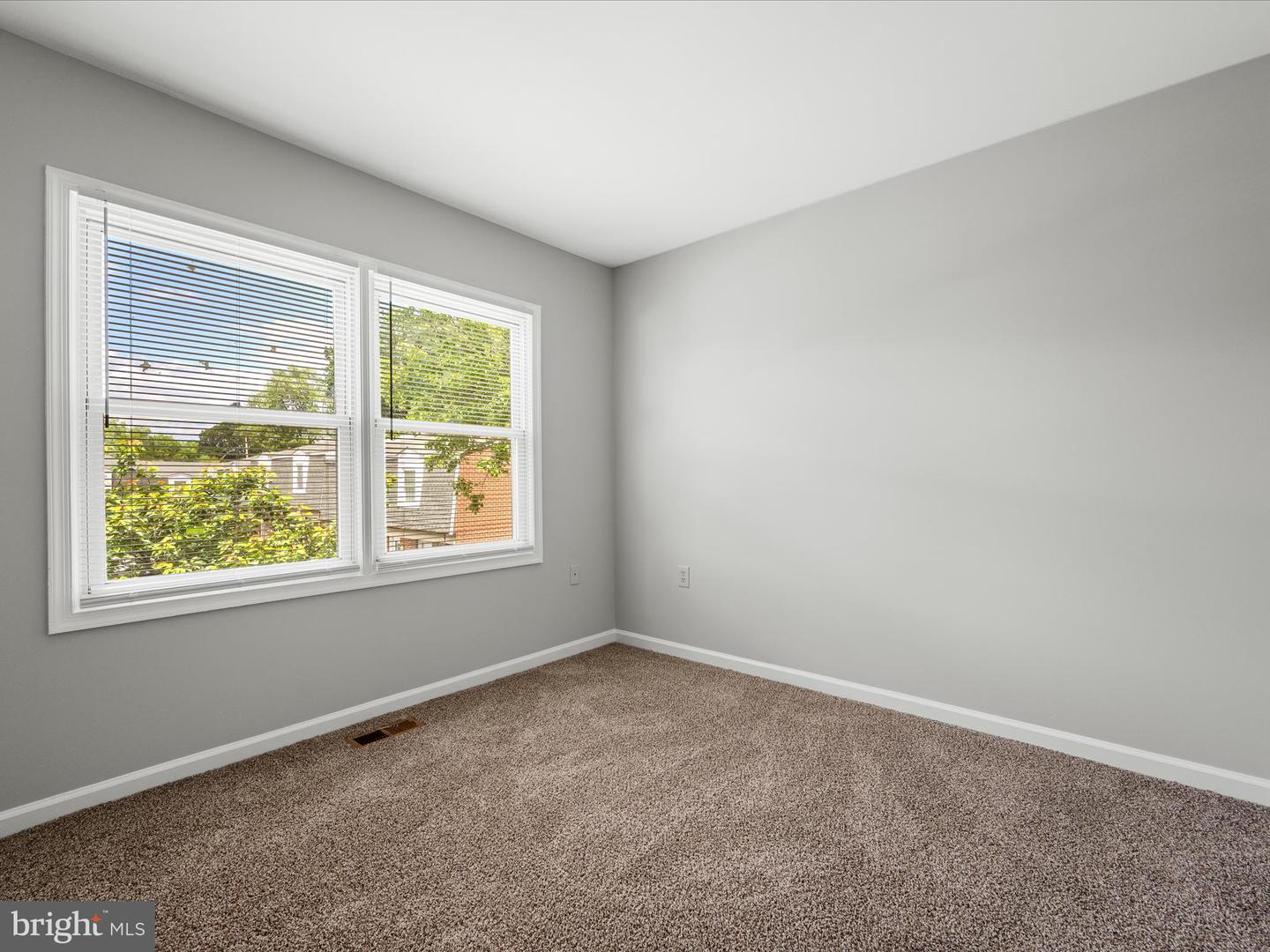 237 KIMBERLY WAY, WINCHESTER, Virginia 22601, 2 Bedrooms Bedrooms, ,1 BathroomBathrooms,Residential,For sale,237 KIMBERLY WAY,VAWI2007742 MLS # VAWI2007742