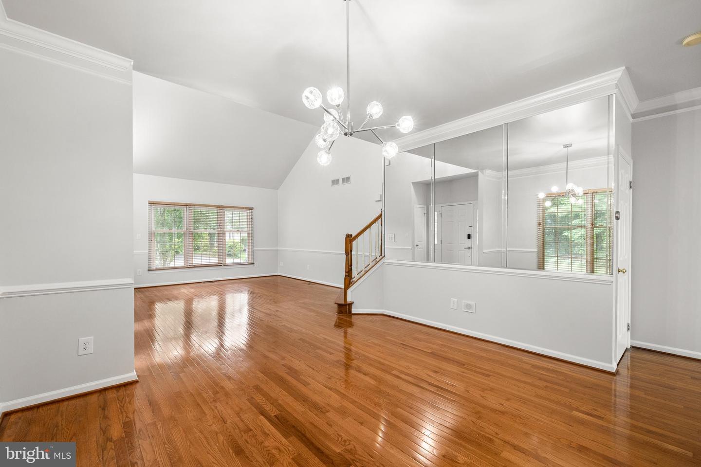 3725 FREEHILL LN, FAIRFAX, Virginia 22033, 4 Bedrooms Bedrooms, ,3 BathroomsBathrooms,Residential,For sale,3725 FREEHILL LN,VAFX2242938 MLS # VAFX2242938