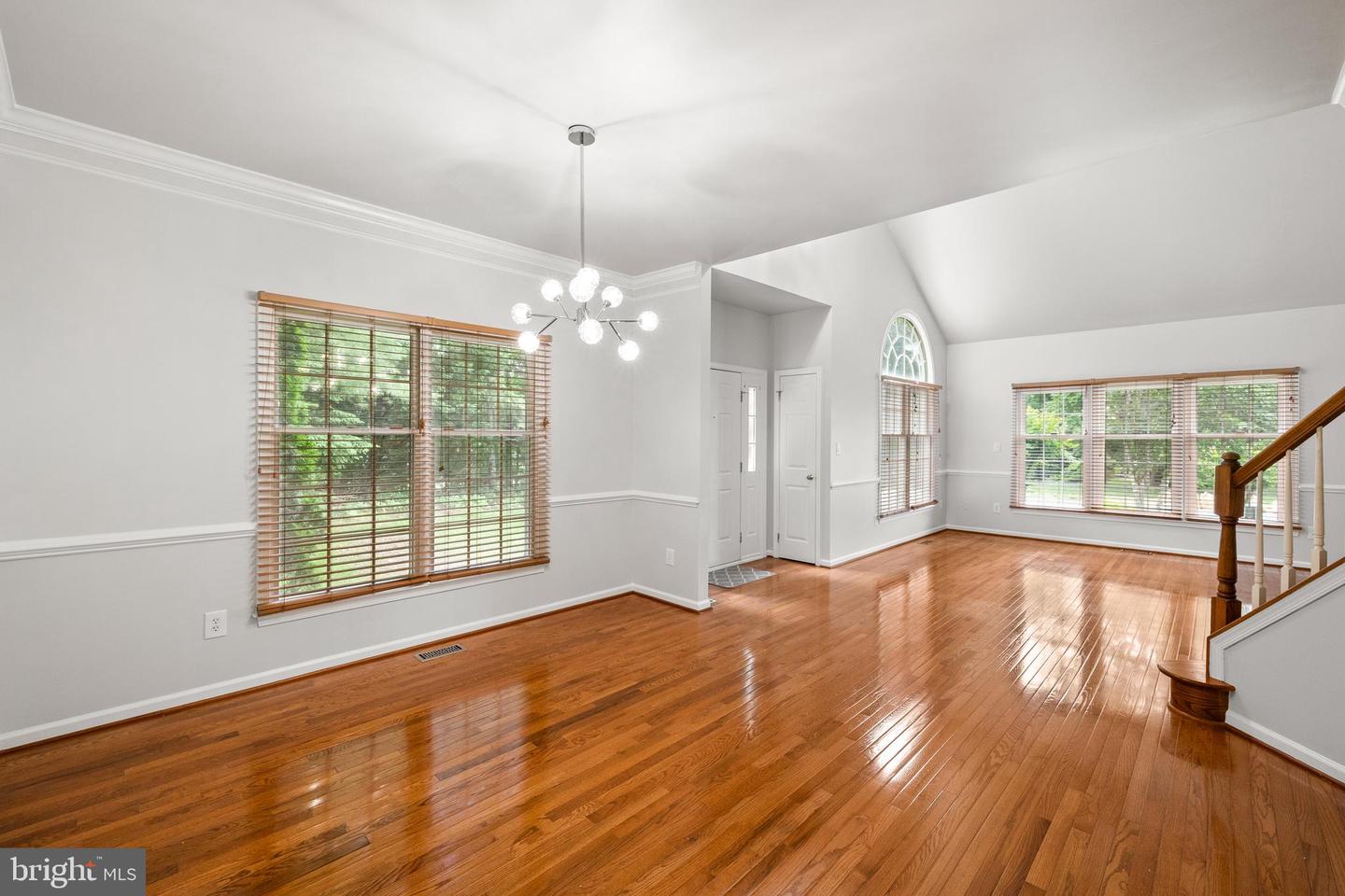 3725 FREEHILL LN, FAIRFAX, Virginia 22033, 4 Bedrooms Bedrooms, ,3 BathroomsBathrooms,Residential,For sale,3725 FREEHILL LN,VAFX2242938 MLS # VAFX2242938