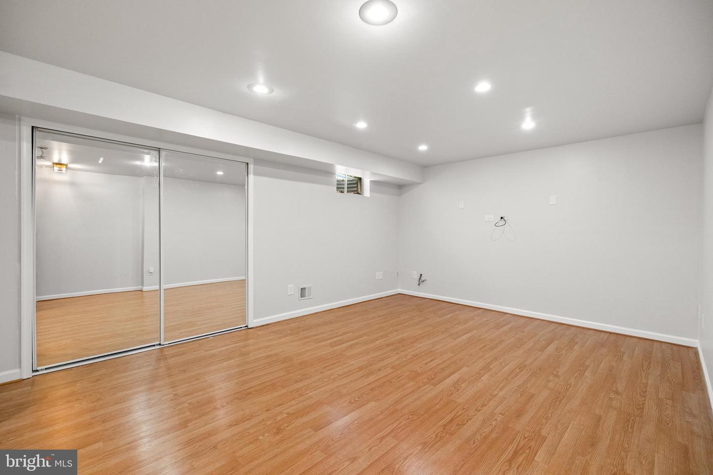 3725 FREEHILL LN, FAIRFAX, Virginia 22033, 4 Bedrooms Bedrooms, ,3 BathroomsBathrooms,Residential,For sale,3725 FREEHILL LN,VAFX2242938 MLS # VAFX2242938