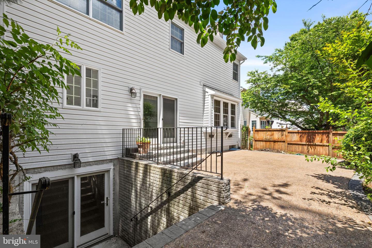 3725 FREEHILL LN, FAIRFAX, Virginia 22033, 4 Bedrooms Bedrooms, ,3 BathroomsBathrooms,Residential,For sale,3725 FREEHILL LN,VAFX2242938 MLS # VAFX2242938