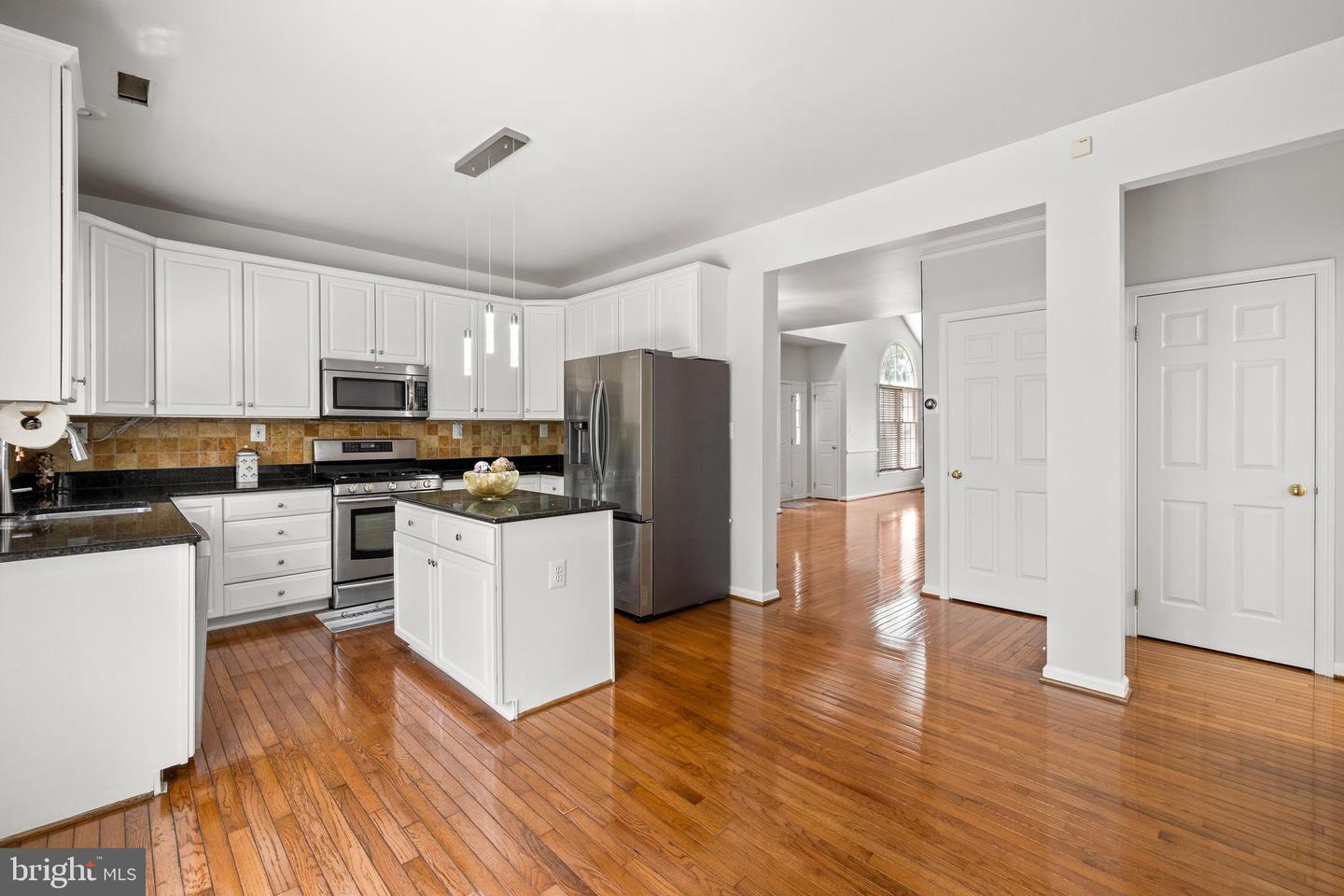 3725 FREEHILL LN, FAIRFAX, Virginia 22033, 4 Bedrooms Bedrooms, ,3 BathroomsBathrooms,Residential,For sale,3725 FREEHILL LN,VAFX2242938 MLS # VAFX2242938