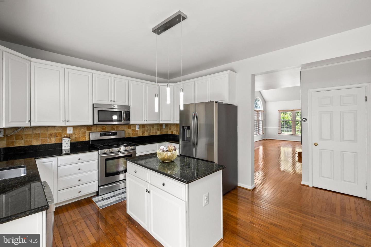 3725 FREEHILL LN, FAIRFAX, Virginia 22033, 4 Bedrooms Bedrooms, ,3 BathroomsBathrooms,Residential,For sale,3725 FREEHILL LN,VAFX2242938 MLS # VAFX2242938