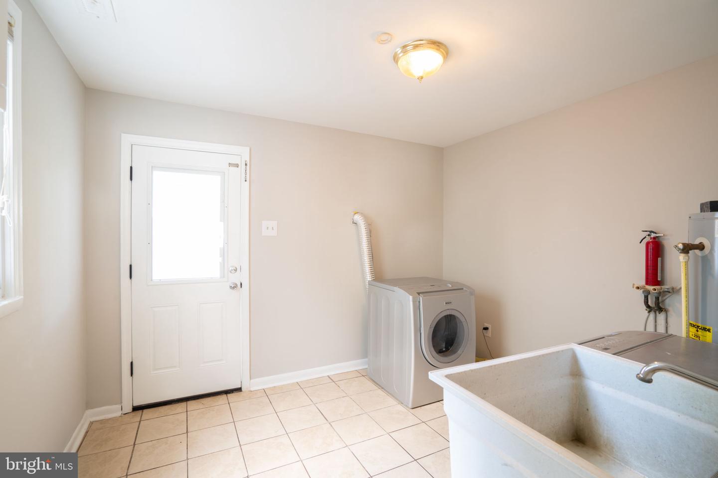 143 BAKER ST, MANASSAS PARK, Virginia 20111, 4 Bedrooms Bedrooms, 9 Rooms Rooms,2 BathroomsBathrooms,Residential,For sale,143 BAKER ST,VAMP2003066 MLS # VAMP2003066